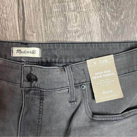 MADEWELL High Rise Cuffed Denim Shorts - Picture 4 of 6